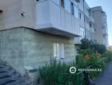 3-комнатная квартира, этаж 2 из 3, 95 м²