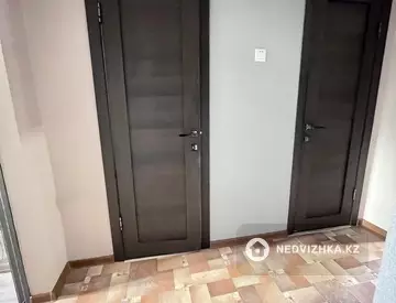 3-комнатная квартира, этаж 3 из 10, 64 м², миниатюра 12
