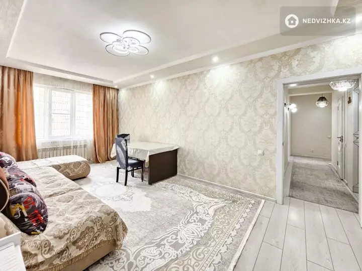 3-комнатная квартира, этаж 6 из 14, 82 м², фотография 4