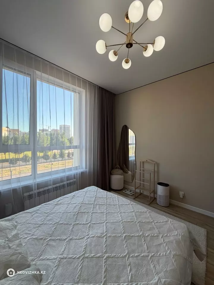 2-комнатная квартира, этаж 2 из 9, 40 м², фотография 2