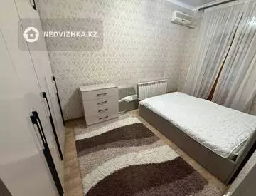 3-комнатная квартира, этаж 3 из 3, 90 м², На длительный срок