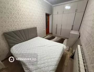 3-комнатная квартира, этаж 3 из 3, 90 м², На длительный срок, миниатюра 6