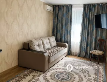 1-комнатная квартира, этаж 4 из 10, 52 м², миниатюра 5
