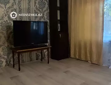 4-комнатная часть дома, 2 соток, 60 м², На длительный срок, миниатюра 11