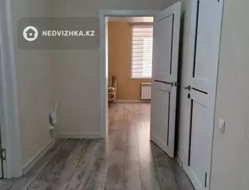 1-комнатная квартира, этаж 1 из 8, 51 м²