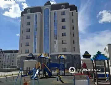 1-комнатная квартира, этаж 1 из 8, 51 м²