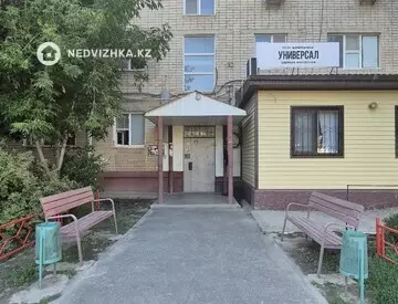 3-комнатная квартира, этаж 1 из 5, 62 м², миниатюра 2