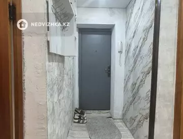 3-комнатная квартира, этаж 1 из 5, 62 м², миниатюра 3