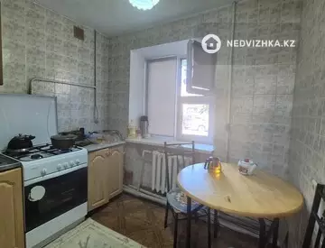 3-комнатная квартира, этаж 1 из 5, 62 м², миниатюра 12
