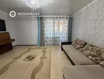 3-комнатная квартира, этаж 3 из 5, 81 м², миниатюра 4