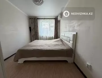 3-комнатная квартира, этаж 3 из 5, 81 м², миниатюра 12