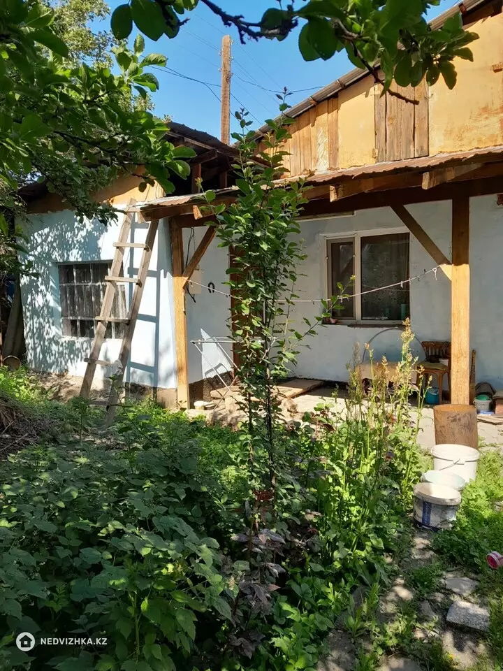 3-комнатная часть дома, 3 соток, 60 м²