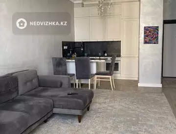 3-комнатная квартира, этаж 10 из 17, 51 м², Посуточно
