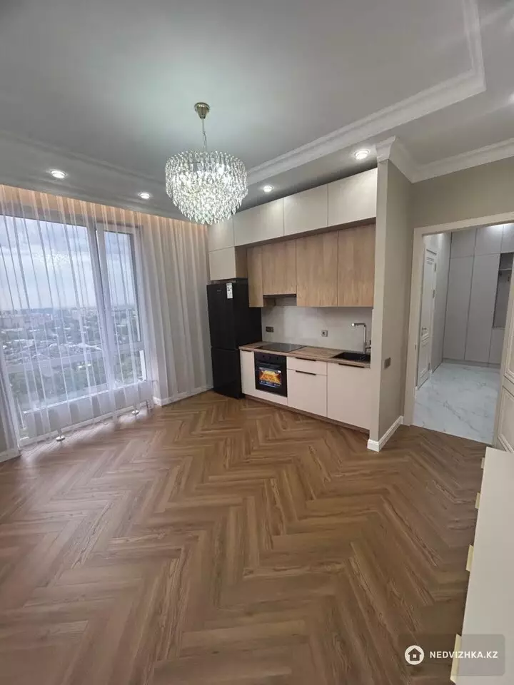 2-комнатная квартира, этаж 9 из 9, 43 м²