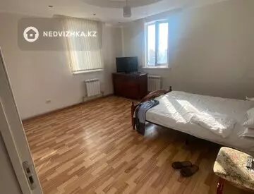 5-комнатный дом, 10 соток, 250 м²