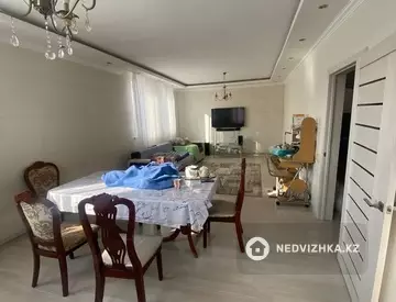 5-комнатный дом, 10 соток, 250 м²