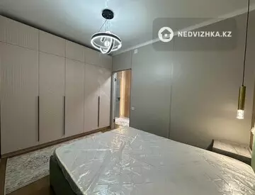 3-комнатная квартира, этаж 8 из 18, 52 м², миниатюра 12