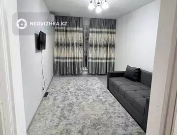 2-комнатная квартира, этаж 9 из 9, 57 м², На длительный срок