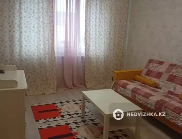 2-комнатная квартира, этаж 8 из 9, 60 м², Посуточно, миниатюра 6