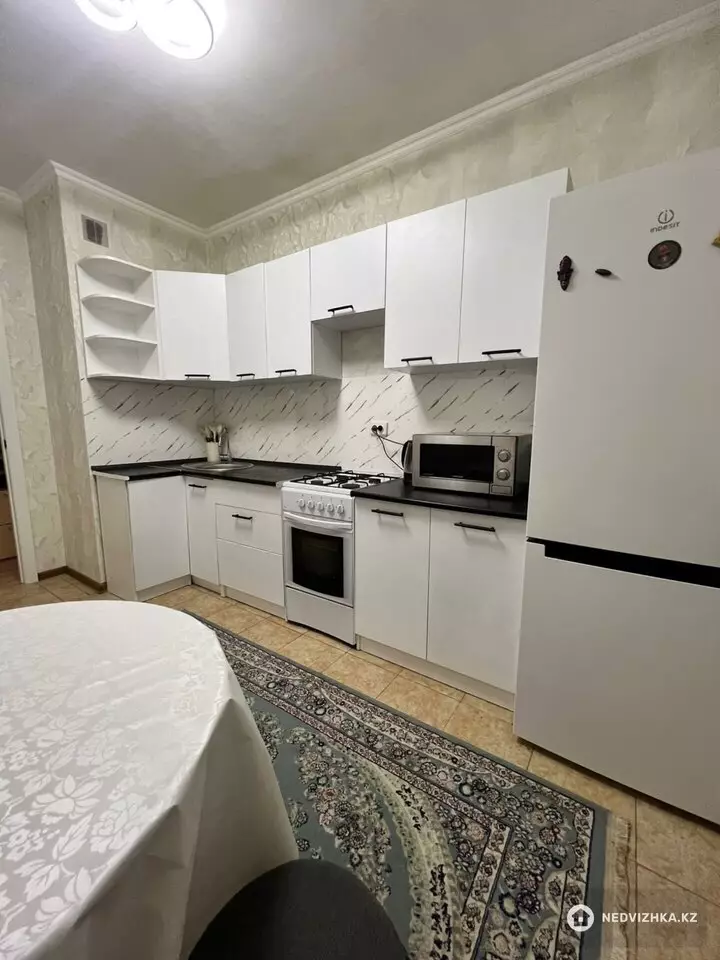 1-комнатная квартира, этаж 8 из 9, 41 м², фотография 5