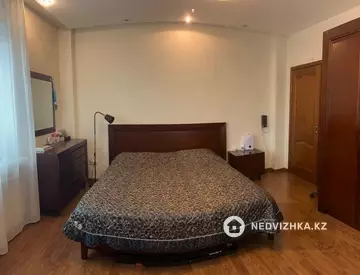 3-комнатная квартира, этаж 8 из 14, 105 м²