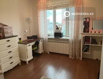 3-бөлмелі пәтер, қабат 8 барлық қабат саны 14, 105 м², 10-нобай