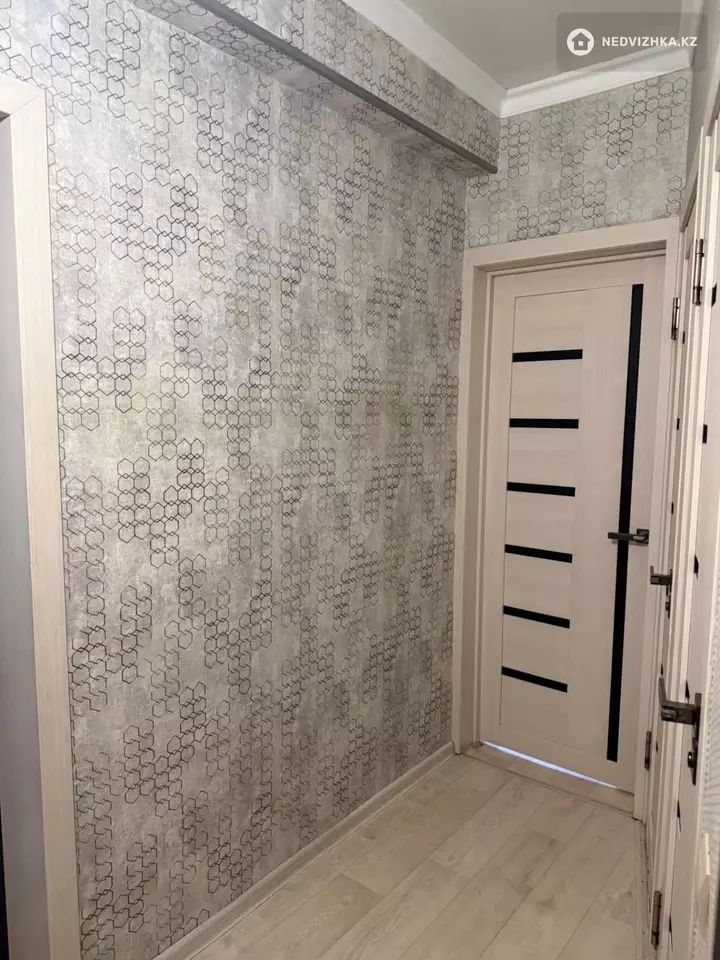 2-комнатная квартира, этаж 3 из 4, 45 м², фотография 3