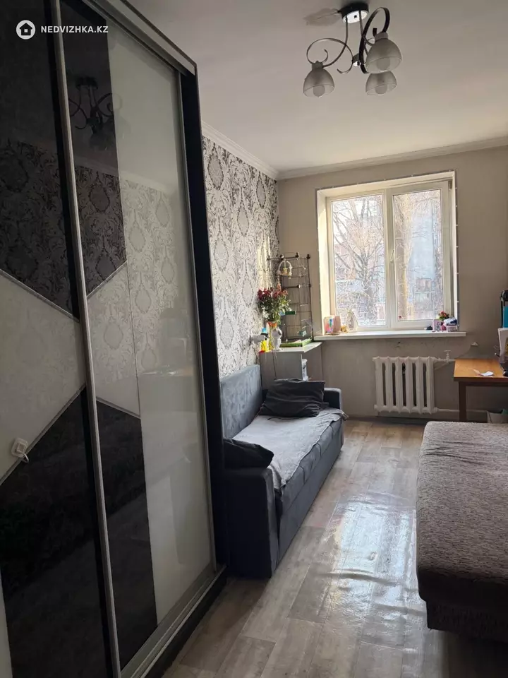 2-комнатная квартира, этаж 3 из 4, 45 м², фотография 5