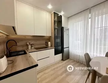 3-комнатная квартира, этаж 1 из 10, 61 м²