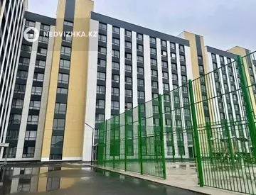 3-комнатная квартира, этаж 1 из 10, 61 м², миниатюра 12