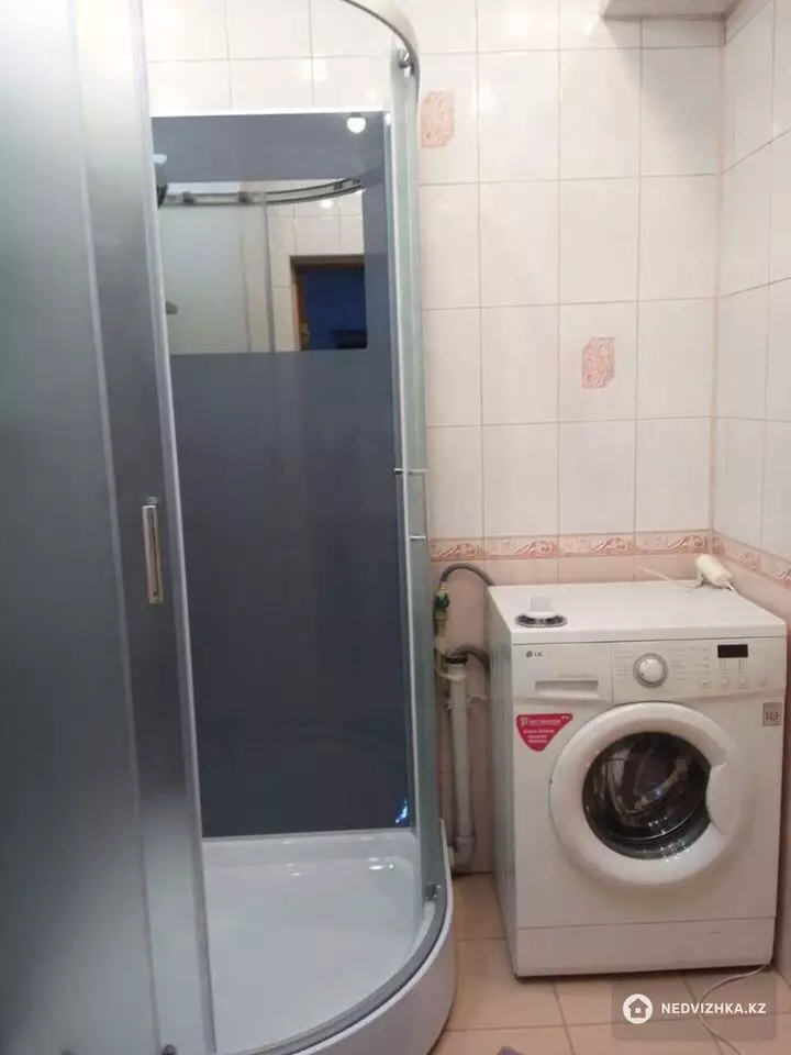 2-комнатная квартира, этаж 2 из 5, 54 м², На длительный срок, фотография 3