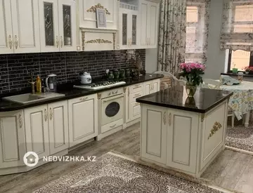 10-комнатный дом, 8 соток, 440 м², миниатюра 5
