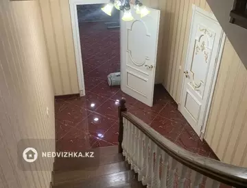 10-комнатный дом, 8 соток, 440 м², миниатюра 10