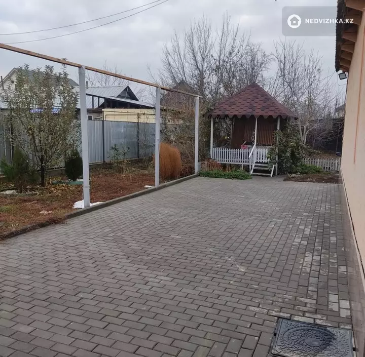 5-комнатный дом, 8 соток, 131 м², фотография 2