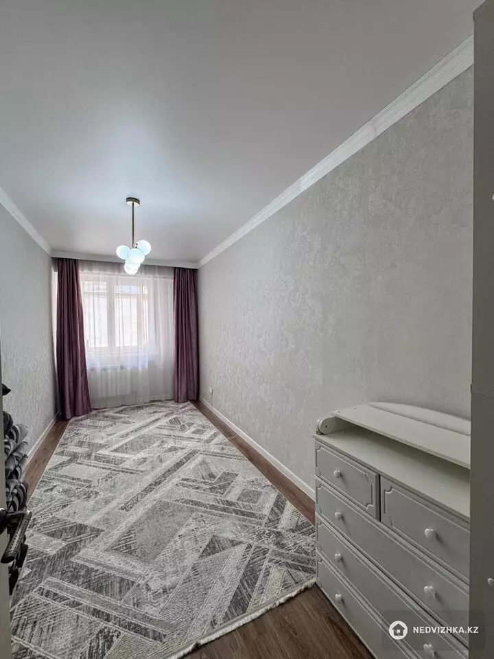 2-комнатная квартира, этаж 3 из 9, 61 м², фотография 5