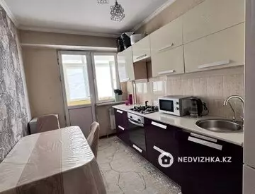 2-комнатная квартира, этаж 3 из 9, 61 м², миниатюра 6