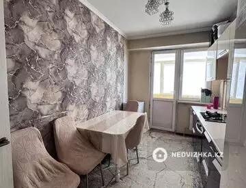 2-комнатная квартира, этаж 3 из 9, 61 м², миниатюра 8