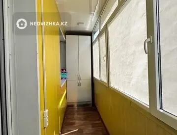 2-комнатная квартира, этаж 3 из 9, 61 м², миниатюра 12