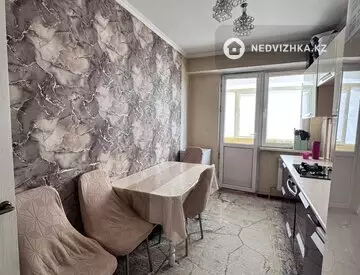 2-комнатная квартира, этаж 3 из 9, 61 м², миниатюра 6