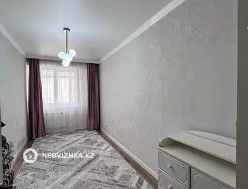 2-комнатная квартира, этаж 3 из 9, 61 м², миниатюра 9