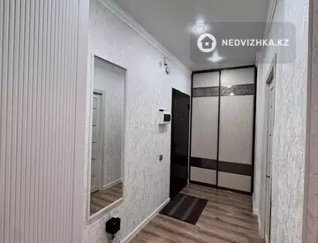 2-комнатная квартира, этаж 3 из 9, 61 м², миниатюра 12