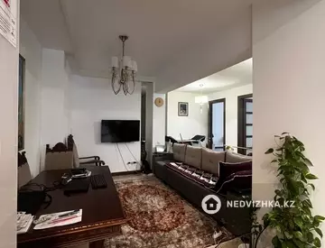 4-комнатная квартира, этаж 4 из 6, 132 м²