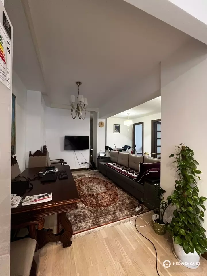 4-комнатная квартира, этаж 4 из 6, 132 м², фотография 4