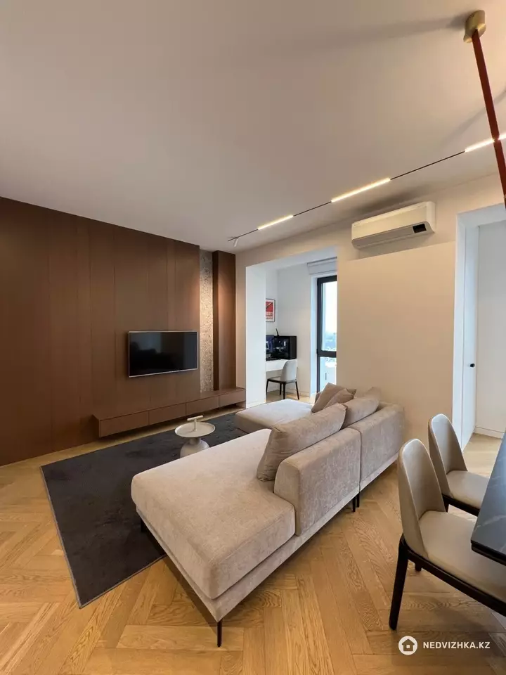 2-бөлмелі пәтер, қабат 8 барлық қабат саны 10, 72 м², 3-фотосурет