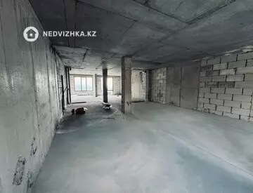 3-комнатная квартира, этаж 2 из 3, 93 м², миниатюра 4