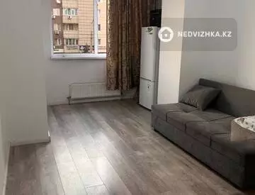 2-комнатная квартира, этаж 2 из 20, 42 м², миниатюра 1