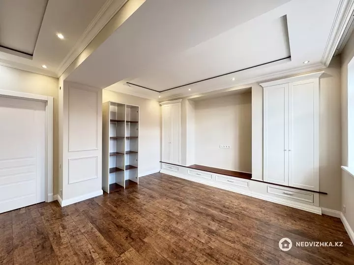 4-комнатный дом, 6.9 соток, 199 м², фотография 3