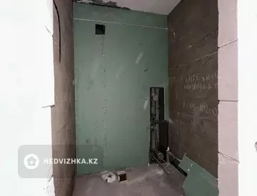 2-комнатная квартира, этаж 6 из 6, 2 м², миниатюра 9