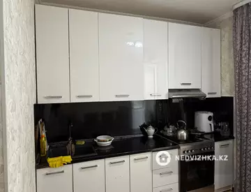3-комнатная квартира, этаж 6 из 9, 79 м², миниатюра 5