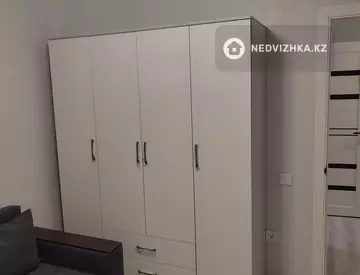 2-комнатная квартира, этаж 1 из 3, 34 м², миниатюра 4